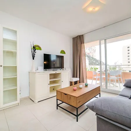 Apolo Xix By Interhome